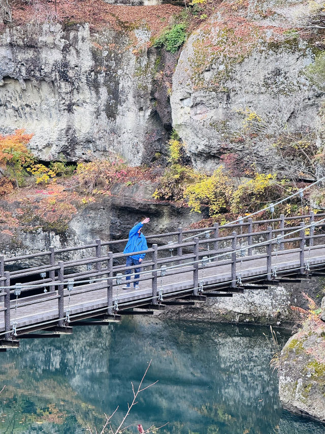 會津郡的夢幻美景——“塔之衡突（危崖塔）”