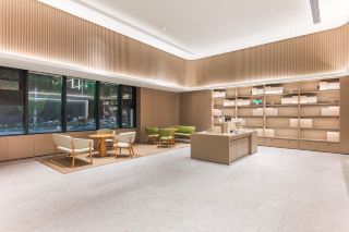 Yanjiao's newly opened All Seasons Hotel is brand new and comfortable.