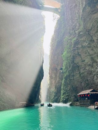 Exploring Pingshan Grand Canyon: A Dreamland Where Nature Meets Culture