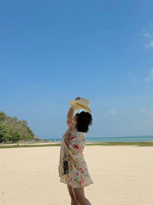 喺布吉奈揚海灘追逐日落