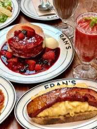 🥞曼谷早午餐天花板！玻璃屋裡的夢幻鬆餅盛宴｜Fran's