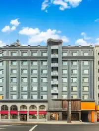 凡里酒店，親子影音好享受！