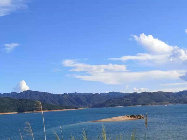 滴水源回峰公園美景令人陶醉。