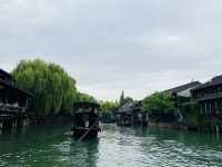 枕水江南，烏鎮的兩天一夜慢時光搖櫓船劃過石板橋，喚醒了一整個江南的溫柔  Day1：東柵漫步