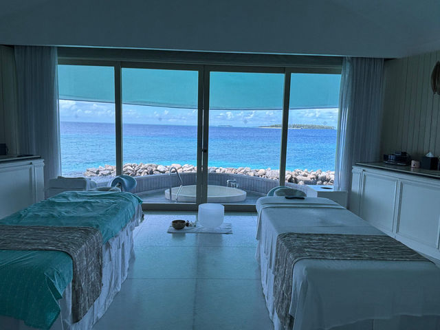 Unforgettable Experience at St. Regis Maldives