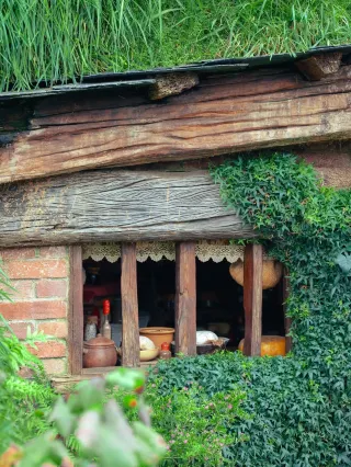 Australia & New Zealand, a 15-day dual-country travel guide is here