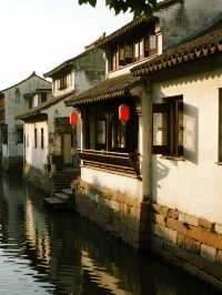 周莊古鎮親子遊！秋日錯峰，帶娃感受江南水鄉的治癒