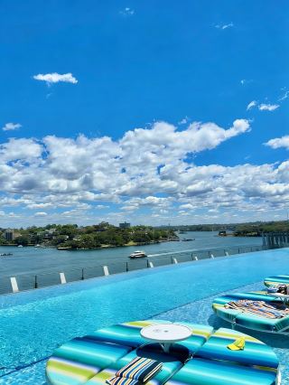 悉尼皇冠天和塔豪華酒店｜雲端之上的海港奢享