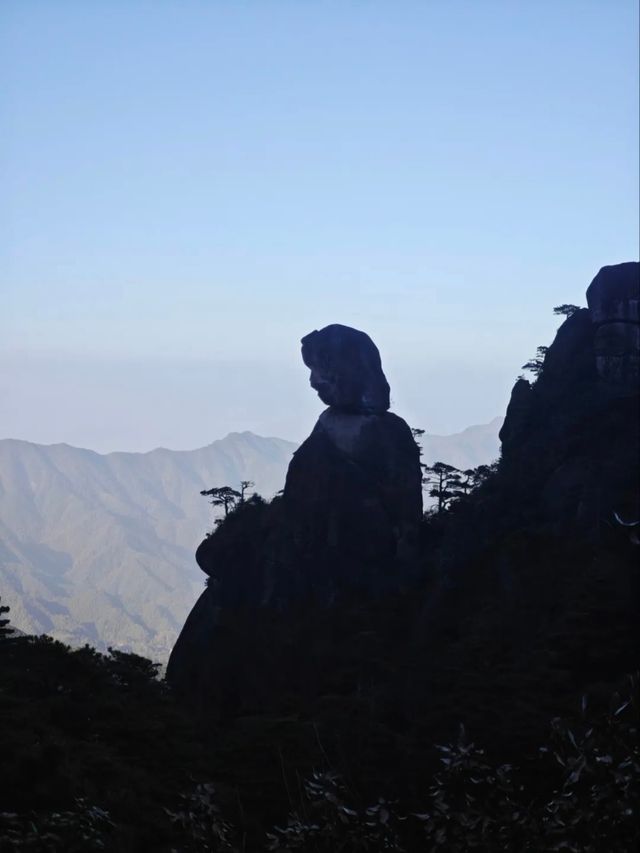 三清山悟道指南：一場與花崗岩峰林的雲端對話