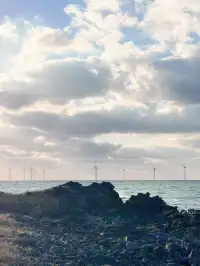 涯月邑：面朝大海，坐到日落（穿多了版）