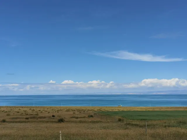 寧夏青海線Day3|闖入青海湖的藍眼淚 寧夏青海線Day3|闖入青海湖的藍眼淚