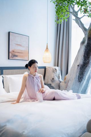 Timèla Hotel in Mingzhouli, Ningbo, perfectly captures the summer vacation vibe