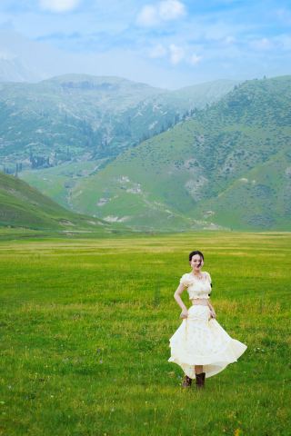 Tuomuer Yunshang Grassland | The hidden fairyland in Aksu