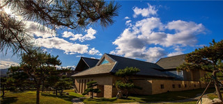 3-hour direct trip from Shijiazhuang! Huazhong Town Baishishanju, 21°C summer retreat + hot springs + traditional aesthetic