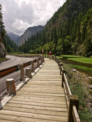 This underrated hidden gem in Western Sichuan is the ultimate chill destination
