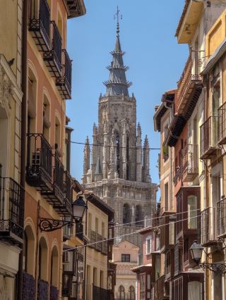 This 8-day Spain itinerary for your long weekend is amazing! 