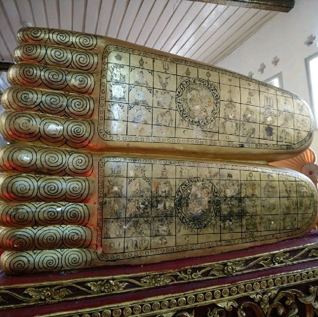 หลวงพ่อพระนอน 1320 ปี