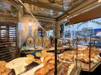 1875 bakery in Paris