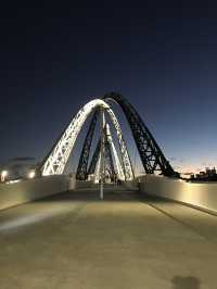 澳洲珀斯標誌景點 Matagarup Bridge 👣👣 馬塔加魯普橋