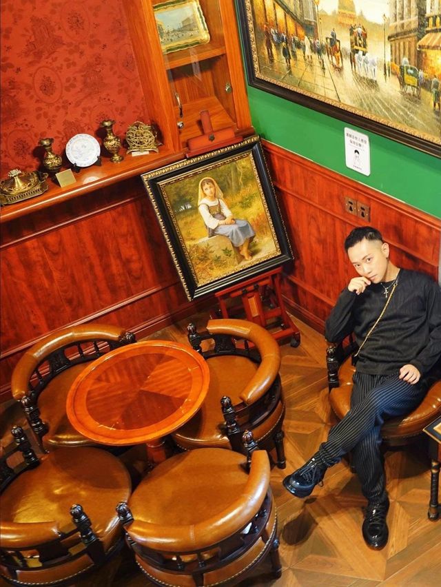超有老上海復古法國味道的老店「伊樓咖啡館」