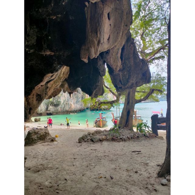 ทัวร์ หมู่เกาะห้อง จ.กระบี่