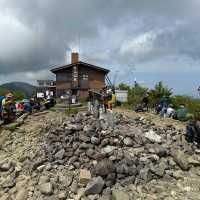 【神奈川】初夏の登山・塔ノ岳山頂にて