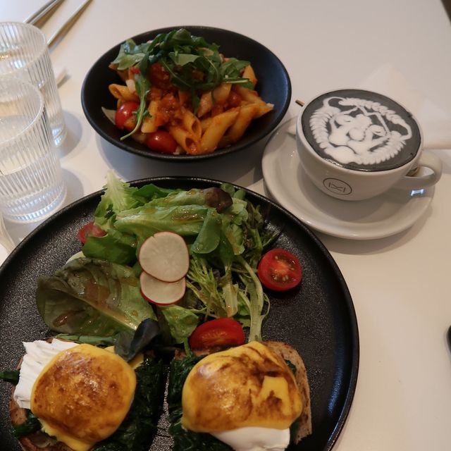 拉花咖啡的餐廳