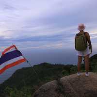ผาหินดำ