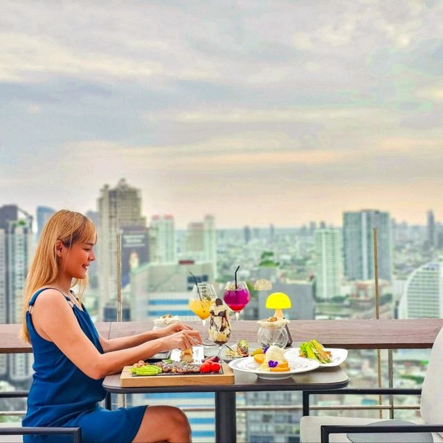ที่พักกรุงเทพ ทำเลดี rooftop สวย
