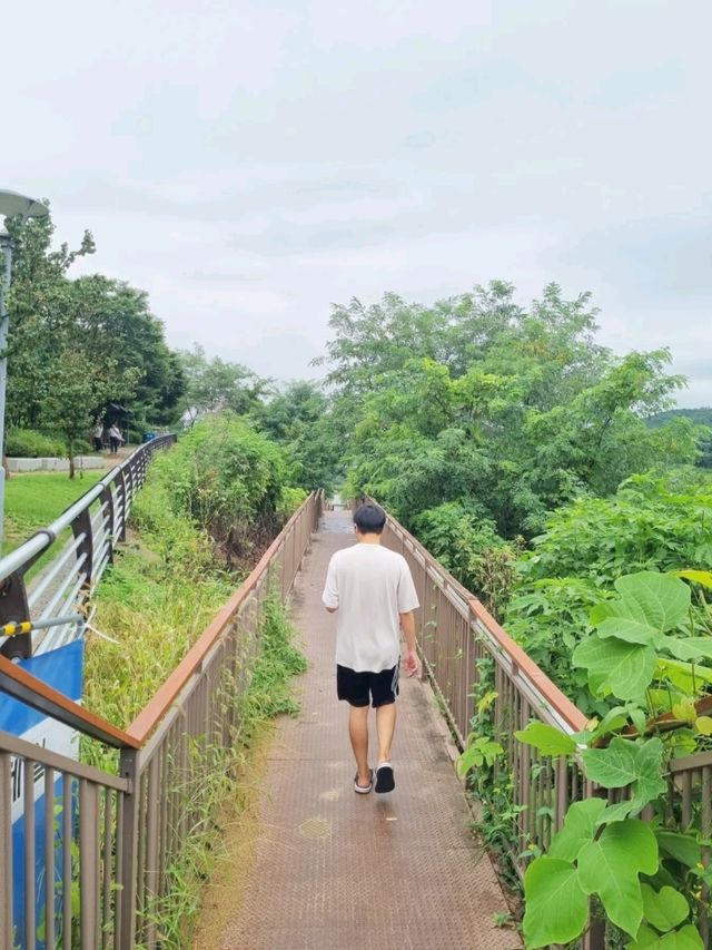 아라뱃길의 명물, 아라폭포