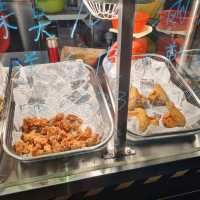 Xingren Garden Night Market
