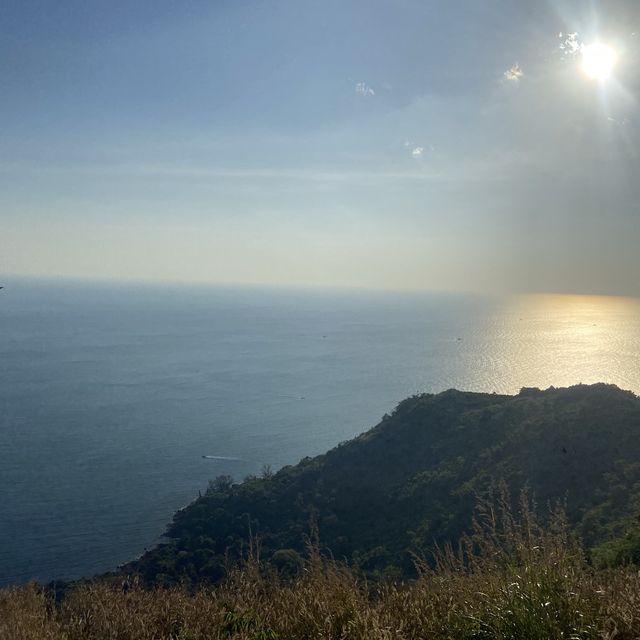 ผาหินดำ ⛰️