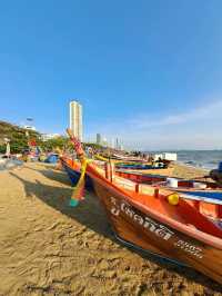 ช็อปของทะเลสดๆ จากตลาดประมงพื้นบ้าน หาดจอมเทียน