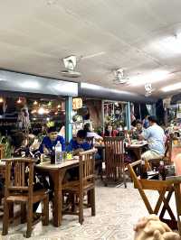 ร้านอาหารสมศักดิ์ ท่าแฉลบ 🍤🥘