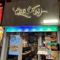 《甜品店開西餐廳 🍮有驚喜》