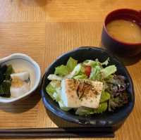 香港飲食介紹 – 一絲不苟而馳名的居酒屋