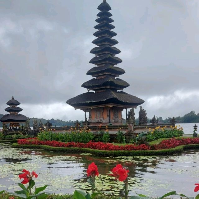 Bedugul Temple & Lake a Must Visit 