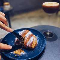 🌟彊屍需要被咖啡喚醒· 型格café嘆自家製tiramisu🌟 