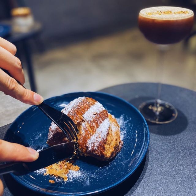 🌟彊屍需要被咖啡喚醒· 型格café嘆自家製tiramisu🌟 