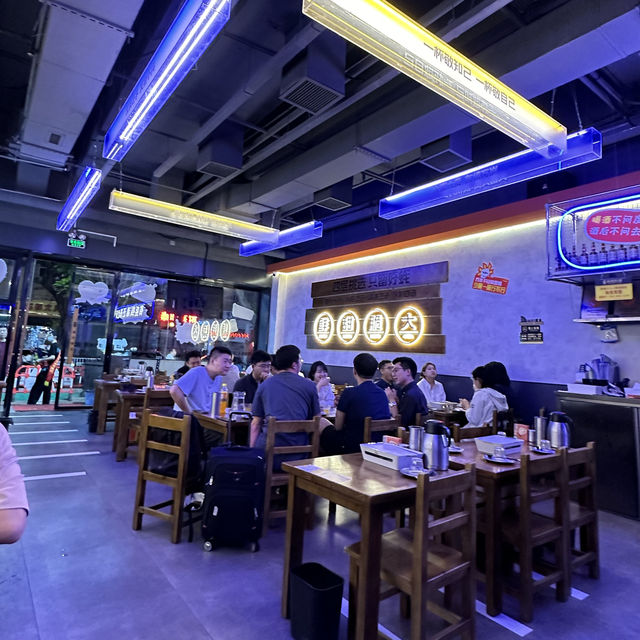 北上覓食！自設生蠔養殖場．主打烤生蠔
