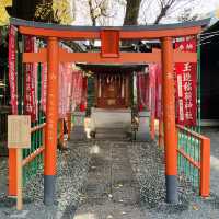 渋谷のど真ん中にある神社 - 金王八幡宮 -