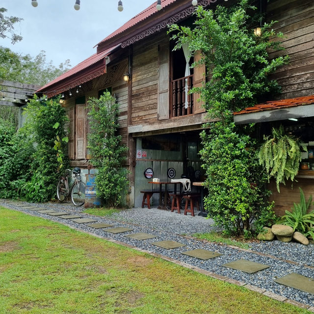 บ้านแว คาเฟ่