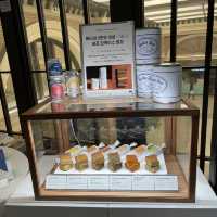 高速ターミナル駅直結！有名なクリームラテが飲めちゃう！