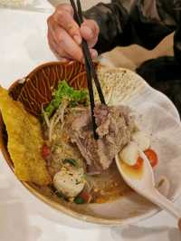 มื้อกลางวันสุดอร่อยที่ ง้วนหลังวัง 