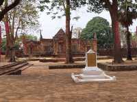 ปราสาทเมืองต่ำ