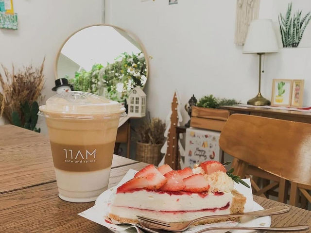 11AM Cafe and space