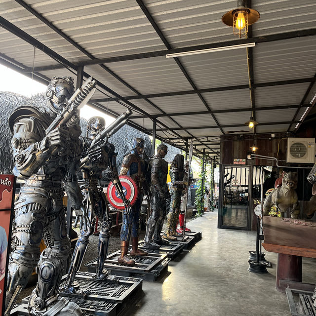 บ้านหุ่นเหล็ก @อ่างทอง