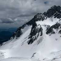 Lijiang Jade Dragon Snow Mountain Attractions