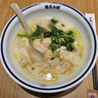 深圳大大碗重慶酸辣粉