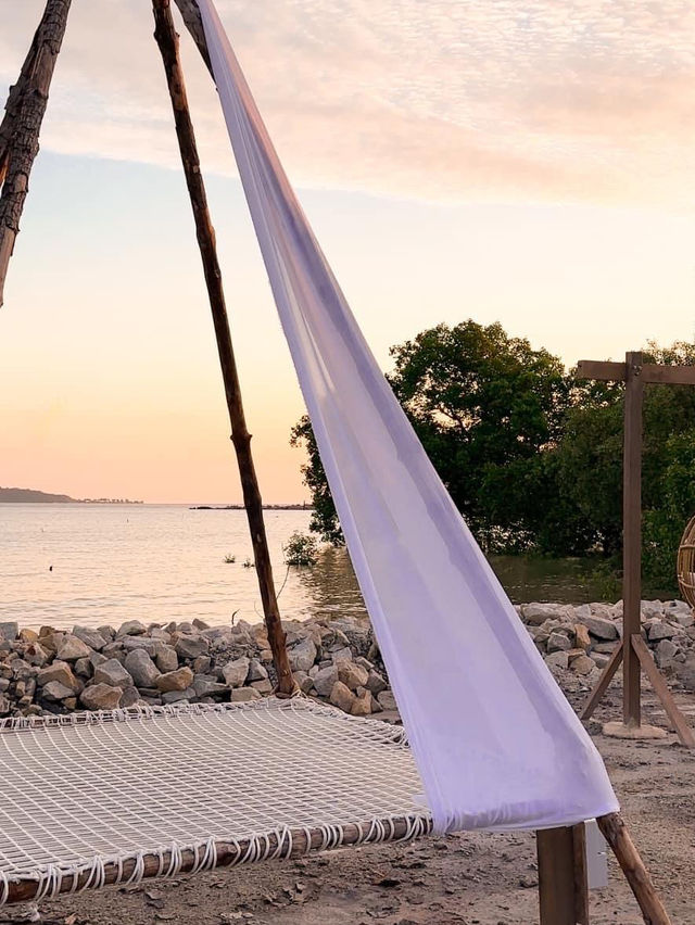 M Glamping by the sea